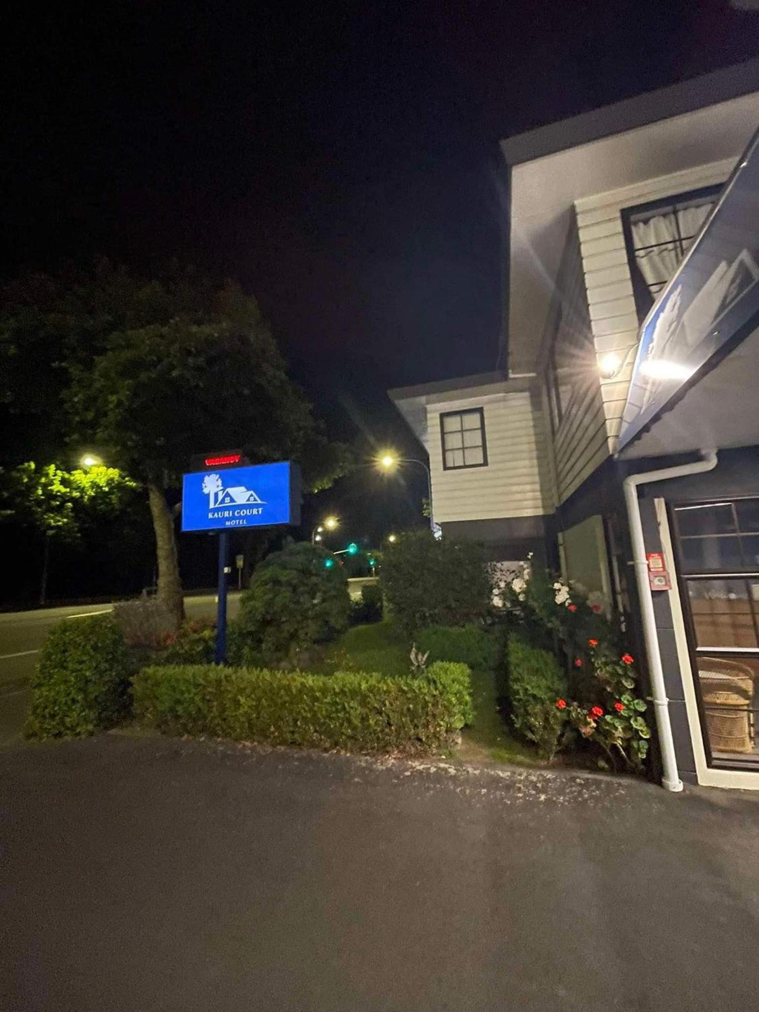 贝壳杉苑康福特茵酒店 北帕默斯顿 外观 照片